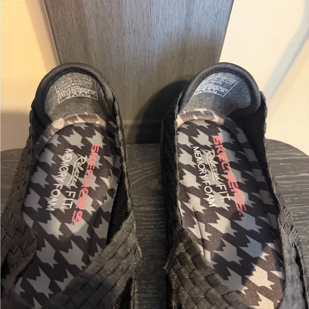 Skechers Woven Mary Jane Flats Black Stretch Comfort Shoes Women’s 7.5